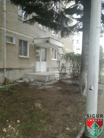 spatiu-comercial-de-tip-apartament-2-camere-in-sibiu-zona-cedonia-2